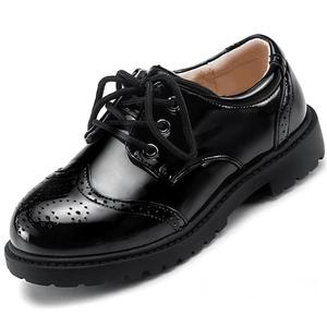 Scarpe Brogue Nere in Pelle Verniciata per Bambini 2026 - Modello Allacciato con Dettagli Brogue e Suola Antiscivolo - Ideali per Feste e Matrimoni - Personalizzabili all'Ingrosso - Product Image 1