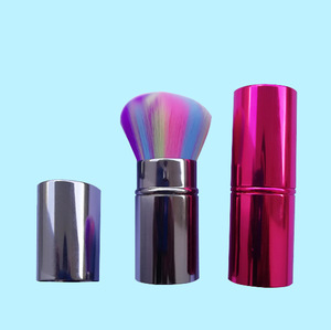 Fabrication de pinceaux à <span class=keywords><strong>blush</strong></span> cosmétiques professionnels pour cheveux colorés en marque privée, <span class=keywords><strong>pinceau</strong></span> à poudre kabuki <span class=keywords><strong>rétractable</strong></span> personnalisé - Product Image 6