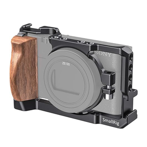 Cage de caméra SMALLRIG Vlog pour appareil photo <span class=keywords><strong>Sony</strong></span> <span class=keywords><strong>RX100</strong></span> VI avec poignée en bois-2434 - Product Image 1