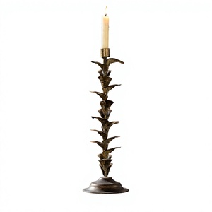 Candelabro Navideño Dorado de Hierro, Adorno Decorativo de Alta Calidad para Mesa, Centro de Mesa Elegante para Decoración de Sala de Estar y Dormitorio - Product Image 1