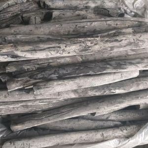 Charbon de bois de chêne Binchotan d'eucalyptus de qualité japonaise de haute qualité - Product Image 1