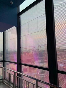 Pantalla LED Transparente de Malla de Cristal Pequeña P3.1 P3.9 P2.6 P2.8 P10.4 - Product Image 3