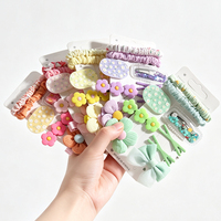 Ensemble de pinces à cheveux en tissu avec nœuds et chouchous floraux pour enfants et filles – Accessoires capillaires mignons et esthétiques – Vente en gros – Coffret cadeau boutique