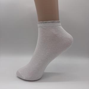 स्शोर्बिंग फीचर के साथ अदृश्य पहनने के लिए काले सफेद ग्रे में महिलाओं के छोटे मोजे - Product Image 6