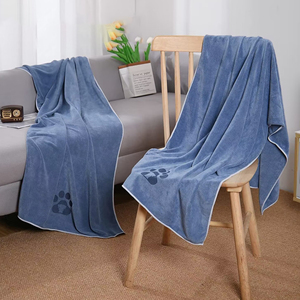 Etiqueta de logotipo personalizado de fábrica Toalla de perro de microfibra de varios estilos de secado rápido superabsorbente para secado de perros - Product Image 3