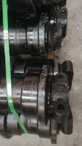 Fabrieksprijs Pc400 Graafmachine Track Lage Rolbodem Naar Beneden <span class=keywords><strong>Roller</strong></span> Mini Graafmachine Voor Komatsu Onderstel Onderrol - Product Image 4