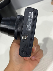 กล้องดิจิตอล Sony RX100 VI มือสอง พร้อมเลนส์ 24-200 มม. f/2.8 - f/4.5 ความละเอียด 20.1MP ถ่ายวิดีโอ 4K น้ำหนักเบา - Product Image 6