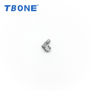 TBONE EXT Jack 798 Pièces pour machine à coudre surjeteuse synchrone : Plaque porte-aiguille et pied presseur de position d'aiguille - Product Image 4