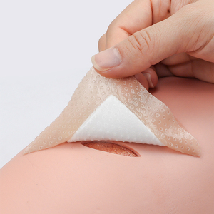 Perban Busa Silikon Medis dengan Perekat Tepi, Perban Perawatan Luka Tahan Air untuk Perawatan Luka Setelah Operasi di Rumah Sakit - Product Image 5
