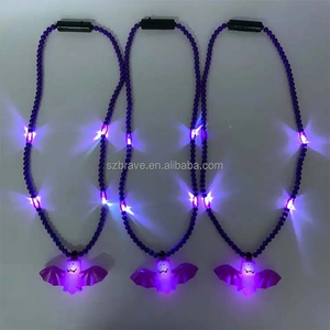 Venta al por mayor fiesta Mardi Gras decoraciones iluminar Mardi Gras cuentas LED fiesta brillante collar colorido intermitente Led cuentas collar