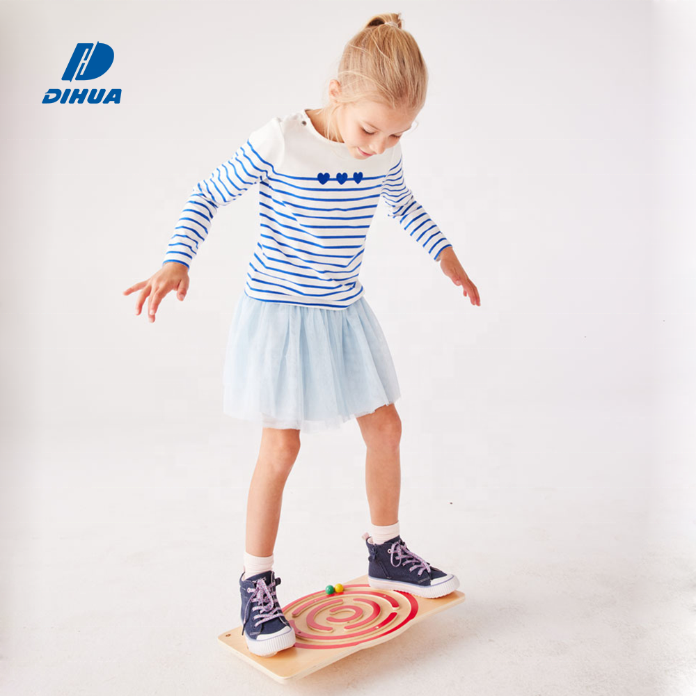 Papan keseimbangan kayu untuk anak-anak bola bergulir labirin keseimbangan  papan goyang peralatan pelatihan sensorik latihan keluarga papan Rocker