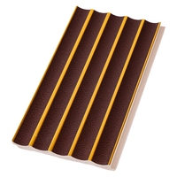 Panneau mural PS en polystyrène décoratif à lattes cannelées, design bois coréen, couleur charbon, pour intérieur, avec profilé de plinthe et corniche