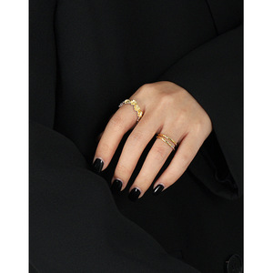 Versión coreana diseño minimalista crisantemo separación de colores galvanoplastia colisión S925 anillo abierto de plata pura para mujeres - Product Image 4