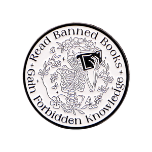 Broche de esmalte duro personalizado con diseño de esqueleto, estilo punk alternativo, con la frase 'Be Gay Do Crime', insignia para mochila, regalo de cumpleaños, hecho de aleación - Product Image 5