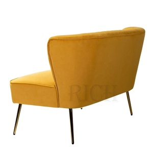 Loveseat-sofá de tela con patas doradas, moderno sofá moderno de terciopelo amarillo, <span class=keywords><strong>estrecho</strong></span>, 2 plazas - Product Image 3