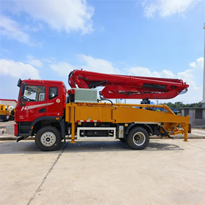 Camión Bomba de Concreto Usado Donfeng, Alcance Vertical de 25.9m, Motor Diésel, Productividad de 140M/H - Product Image 2