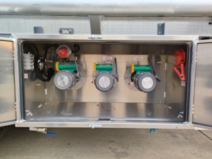 Remorque citerne à carburant en aluminium 45CBM à essieux écartés, remorque citerne à huile à 2 essieux pour le transport de diesel et d'essence - Product Image 6