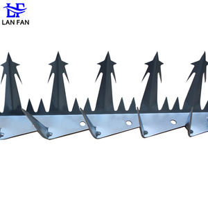 أشواك مضادة للتسلق من الفولاذ المجلفن للجدران، بيع مباشر من المصنع - Product Image 4