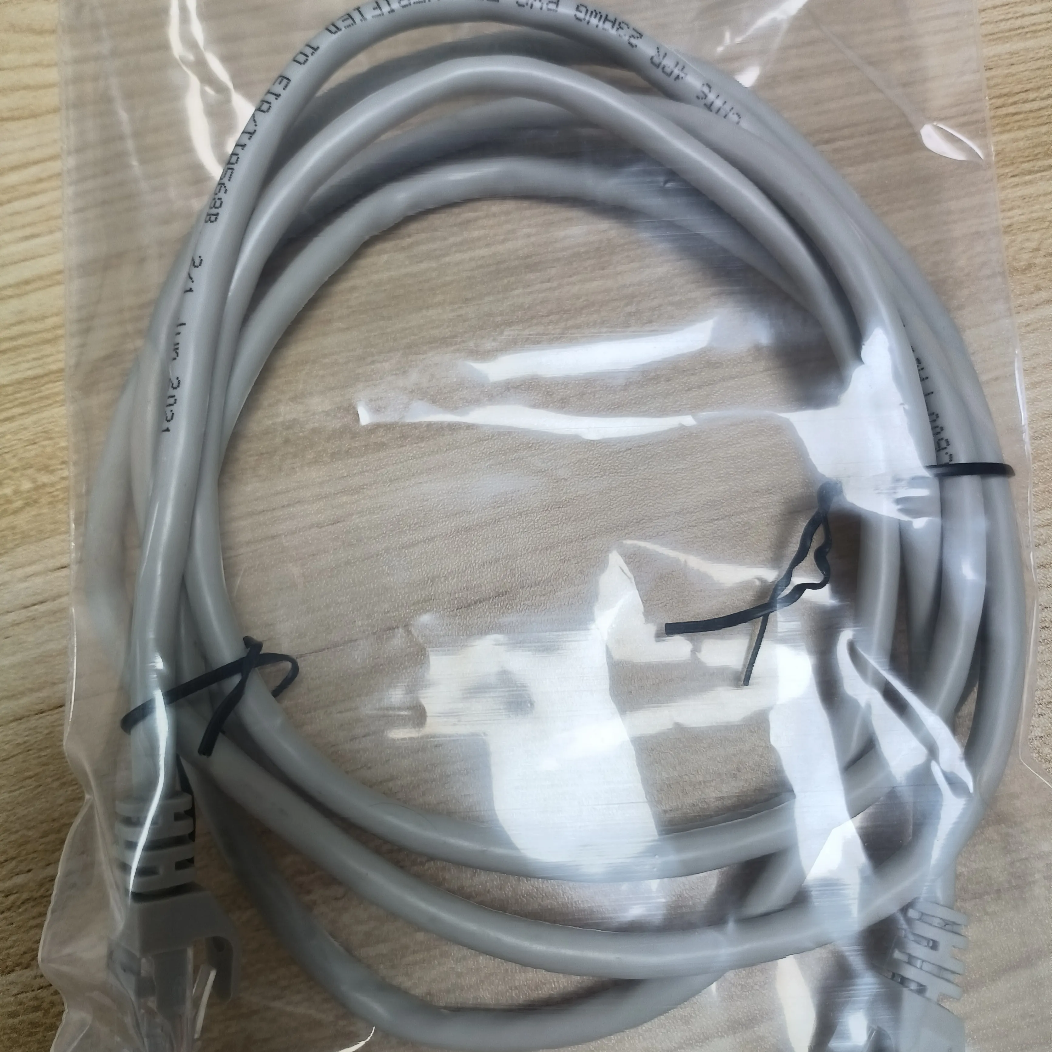 Chipsship Original and New 1 meter CAT5 e cables Communication Equipment high quality