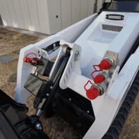 Accessoires pour chargeuse compacte, godet de 0,19 m³, 15,2-17,1 kW, 3 cylindres, EPA EURO5, réservoir de carburant de 40 L