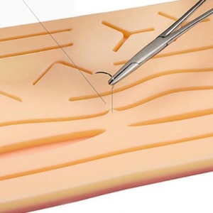 โมดูลฝึกเย็บแผลซิลิโคนแบบหลายแผล Scolaires แผ่นฝึกเย็บแผลสามสี - Product Image 6