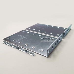 N9K-C9300-ACK = cremagliera kit di montaggio compatibile con Cisc0 <span class=keywords><strong>Nexus</strong></span> N9K-C9364C - Product Image 3