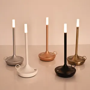 Lámpara de mesa nórdica con batería inalámbrica, mesita de noche de lujo, restaurante, decoración para sala de estar, mecha táctil, lámpara de mesa Led recargable