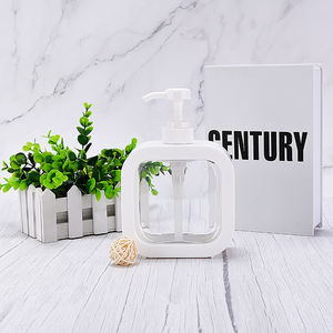 Envases de Alta Calidad de 300ml y 500ml, PET y PP, con Pulverizador Cuadrado, para Lociones, Champús, Cremas Corporales y Desinfectante de Manos - Product Image 3