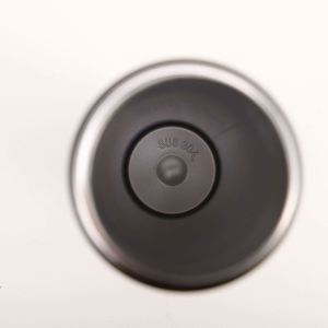 Botella Térmica Personalizada de Acero Inoxidable Aislada de 750 ml - Doble Pared, Tapa Antiderrames y Hermética, Ideal para Regalos - Product Image 4