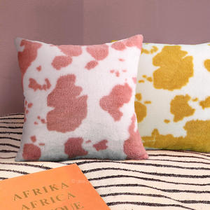 Sarung Bantal Cetak Sapi Dua Sisi, Sarung Bantal Kulit Sapi Imitasi, Penutup Bantal Rumah Pertanian untuk Sofa Rumah dan Pesta 18X18 Inci - Product Image 3