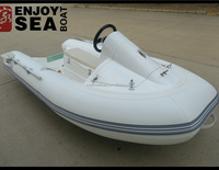 Bateau à moteur gonflable RIB le plus populaire 330 Bateaux gonflables en fibre de verre à vendre