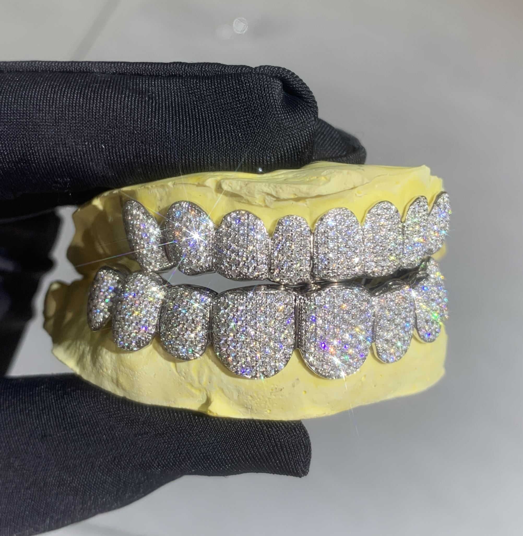 ตะแกรงตั้งรังผึ้ง