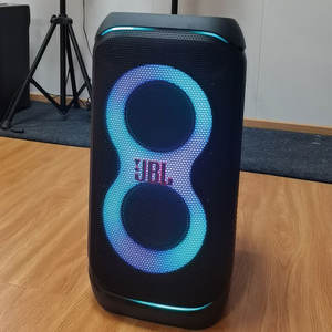 מערכת רמקולים ניידת משולבת קריוקי/ריקודים עמידה במיוחד לשימוש חיצוני J-BLL PARTYBOX 120 STAGE320 רמקול בלוטות' אקטיבי - Product Image 3