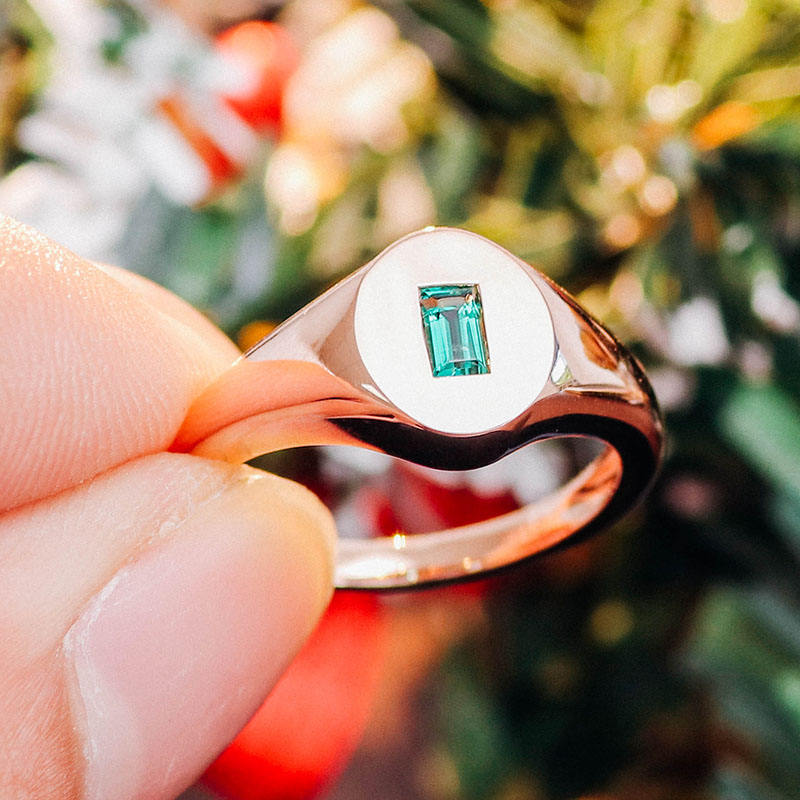 Bague en or rose 14 carats avec pierres précieuses