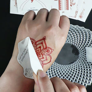 GP Vente en gros Autocollant de <span class=keywords><strong>tatouage</strong></span> temporaire imperméable au henné pour les doigts et les mains DIY Henne Pied Et Main Design Flower Mehndi Tattoo Stickers - Product Image 4