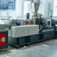 Extrudeuse industrielle bivis parallèle co-rotative, rapport L/D 44:1, puissance 75 kW, pour masterbatch, vis résistantes à l'usure, PLC
