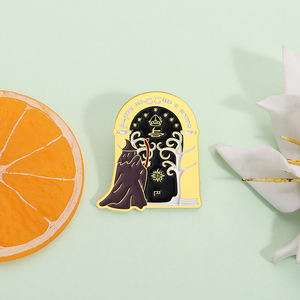 Pin <span class=keywords><strong>de</strong></span> Esmalte <span class=keywords><strong>de</strong></span> <span class=keywords><strong>Casa</strong></span> <span class=keywords><strong>de</strong></span> Brujas, Broche <span class=keywords><strong>de</strong></span> Puerta Mágica Gótica, Estilo Halloween, Insignia <span class=keywords><strong>de</strong></span> Solapa, Joyería, Regalo para Amigos, Suministro al por Mayor - Product Image 2