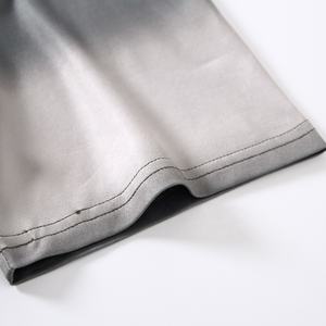 Camiseta de punto con cuello redondo de poliéster 100% para hombre, estampado teñido, suelta, corta de alta calidad - Product Image 4