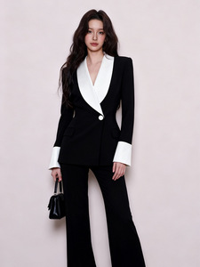Elegante Completo da Donna con Blazer e <span class=keywords><strong>Pantaloni</strong></span> Bianco/Nero a Contrasto, Set Due Pezzi Femminile alla Moda con Bottone Singolo e Colletto a Risvolto, Vestibilità Slim - Product Image 6