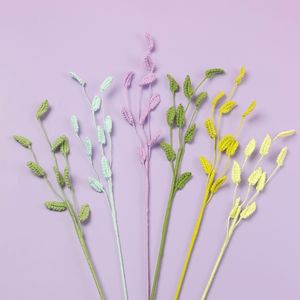 Petites herbes au crochet faites à la main, herbes délicates et légères au vent, feuillage artificiel vert, arrangement floral, feuilles de plantes symétriques - Product Image 1