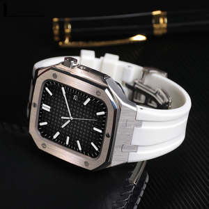 Kit de rénovation de luxe <span class=keywords><strong>AP</strong></span> boîtier en acier inoxydable et bracelet de montre en caoutchouc 45mm 44mm pour Apple Smart Watch Series 6 7 SE Band - Product Image 5