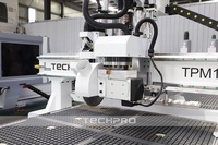 Machine de gravure CNC sur bois 1325 1530, routeur CNC à lame de scie pour le bois, machine de découpe ATC, prix du routeur CNC