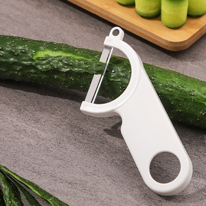Hot Selling Fruit and Vegetable Tools <b>Apple</b> <b>Peeler</b> Vegetable and Fruit <b>Peeler</b> Hand Potato <b>Peeler</b> - Product Image 3