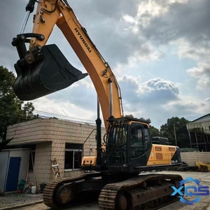 Excavatrice d'occasion Hyundai 520LVS 52 tonnes 266KW avec moteur Cummins, pompe de boîte de vitesses, godet de 3,0 m et roulement de moteur pour travaux de construction et miniers - Product Image 2