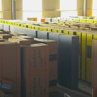 Casier à colis intelligent connecté en réseau, en acier, électronique, assemblé, haute capacité, résistant à la rouille, 12 portes, à poser au sol, pour la communauté
