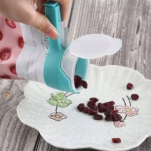 Pinza selladora de plástico personalizada para cocina y hogar, para sellar pan, aperitivos y bolsas de alimentos - Product Image 3