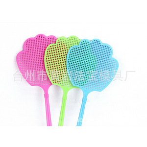 Raquette à mouches en plastique en forme de cœur multicolore pour usage quotidien, répulsif contre les insectes - Product Image 1