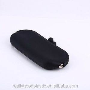 Proveedor Confiable en China, Accesorios de Moldeo por Inyección de Calidad, Moldeo de Plástico de Policarbonato para Bolsas de Gafas de Silicona - Product Image 3