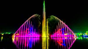 Tùy chỉnh hình dạng bất thường hồ nhân tạo nổi nhảy đài phun nước với âm nhạc và ánh sáng - Product Image 5