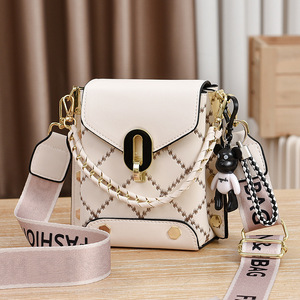 Nuevo Bolso de Mujer Primavera 2026, Versión Coreana, Simple, Pequeño, Cuadrado, de PU, con Cierre de Cremallera, Cadena y Estampado Moderno - Product Image 3